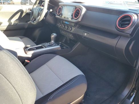 Used 2023 Toyota Tacoma TRD Sport image 36