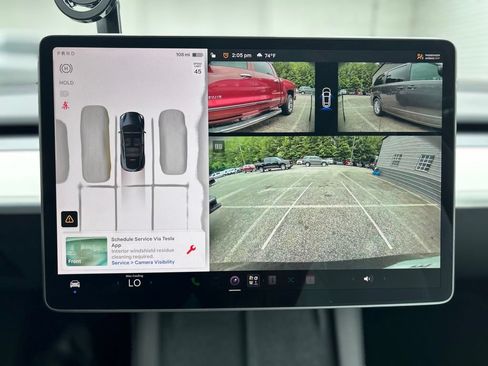 Used 2024 Tesla Model Y Long Range RWD image 12