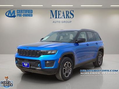 Used 2023 Jeep Grand Cherokee Trailhawk w/ Advanced Protech Group II
