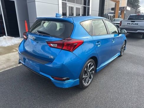 Used 2018 Toyota Corolla iM w/ All-Weather Mat Package image 6