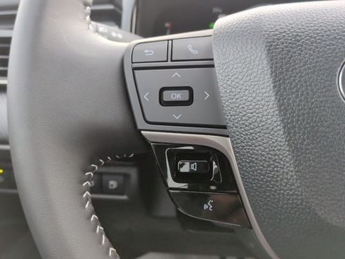 New 2026 Toyota Camry SE FWD image 19