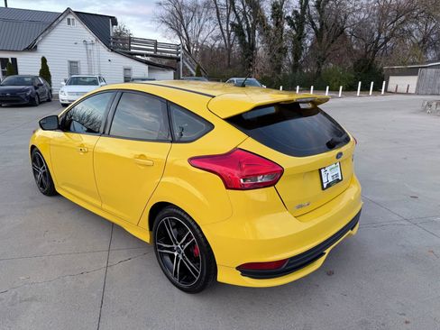 Used 2017 Ford Focus ST w/ Equipment Group 402A image 67