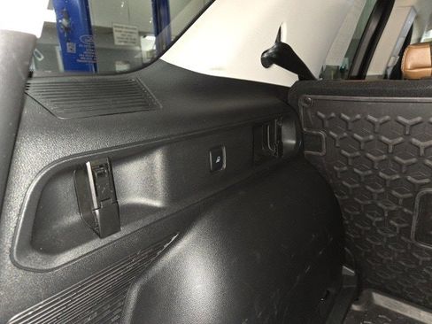 Used 2021 Ford Bronco Sport Outer Banks image 18