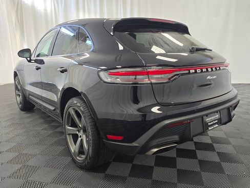 New 2026 Porsche Macan image 3