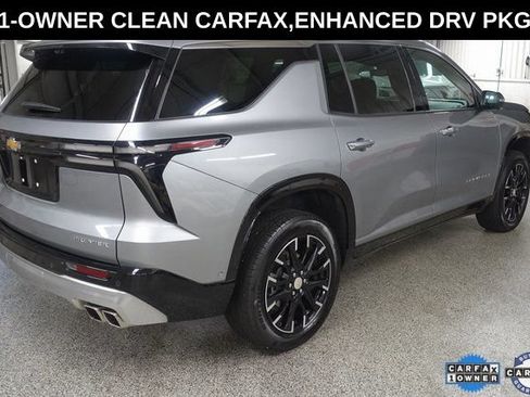 Used 2024 Chevrolet Traverse RS FWD image 7