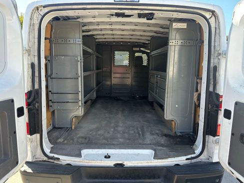 Used 2021 Nissan NV 1500 SV image 21