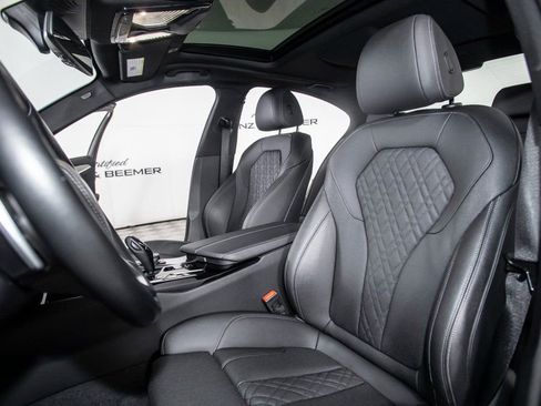 Used 2023 BMW 530e w/ Premium Package image 18