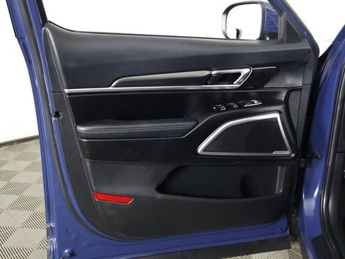 Used 2024 Kia Telluride S w/ S Sunroof Package image 25