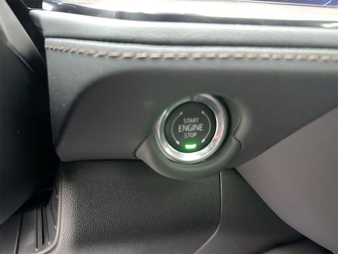 New 2026 Chevrolet Suburban High Country image 22