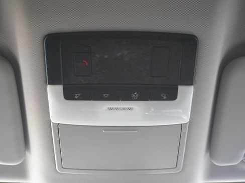 Used 2024 Nissan Rogue SV image 20