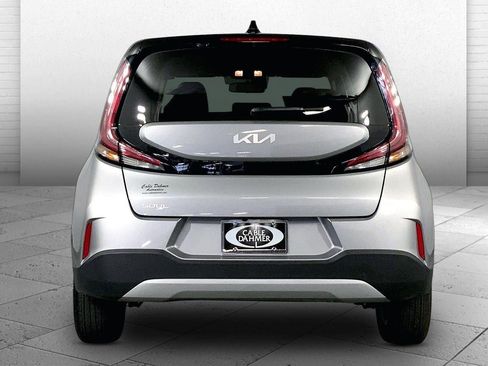 Certified 2025 Kia Soul LX w/ LX Technology Package image 3