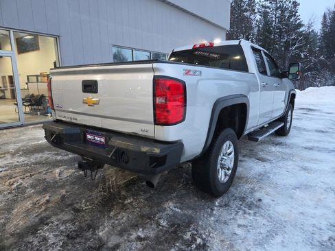 Used 2015 Chevrolet Silverado 2500 LTZ w/ Z71 Package, Off-Road image 3