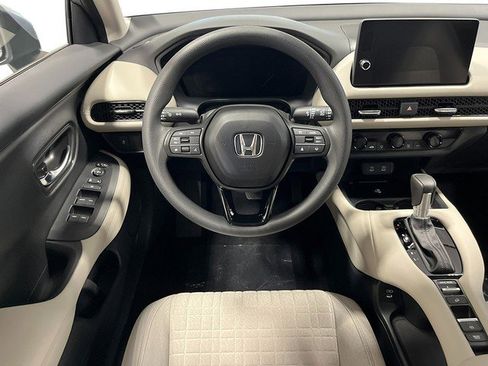New 2026 Honda HR-V LX image 13