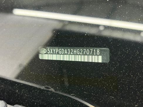 Used 2017 Kia Sorento AWD image 36