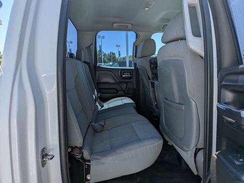 Used 2015 Chevrolet Silverado 2500 W/T w/ Snow Plow Prep Package AWD/4WD image 29