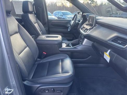 Used 2022 Chevrolet Tahoe LT w/ LT Signature Package AWD/4WD image 39