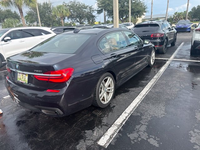 Used 2017 BMW 750i xDrive AWD/4WD image 9