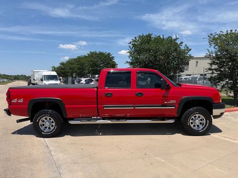Used 2006 Chevrolet Silverado 2500 LT w/ Heavy-Duty Power Package AWD/4WD image 37