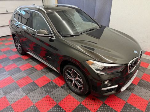 Used 2018 BMW X1 xDrive28i AWD/4WD image 2