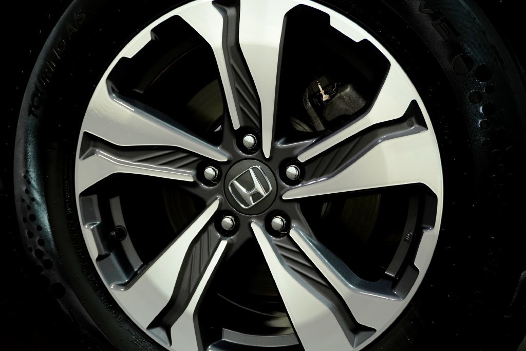Used 2017 Honda CR-V LX image 10