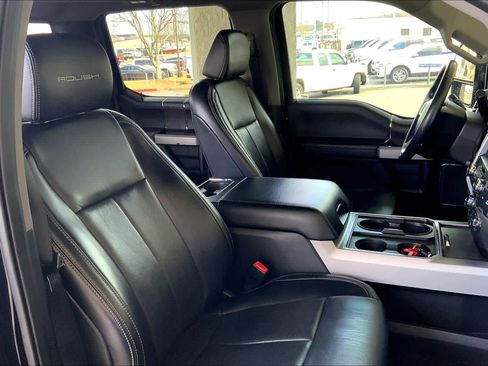 Used 2021 Ford F250 Lariat image 9