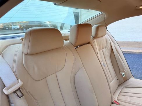 Used 2016 BMW 740i image 25