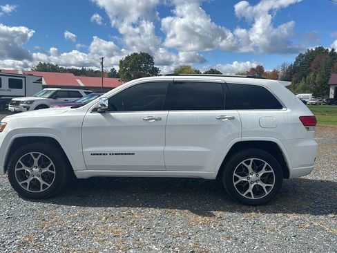 Used 2019 Jeep Grand Cherokee Overland image 7