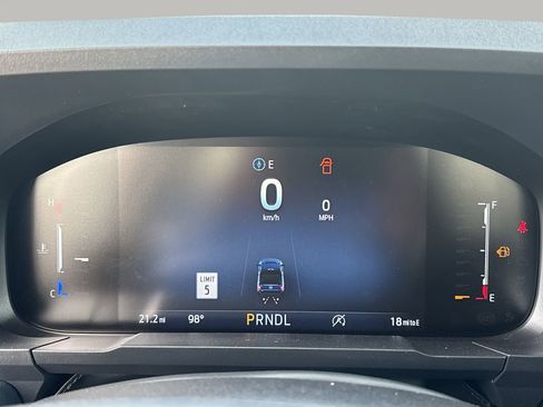 New 2025 Ford Maverick Lariat w/ Black Appearance Package image 30