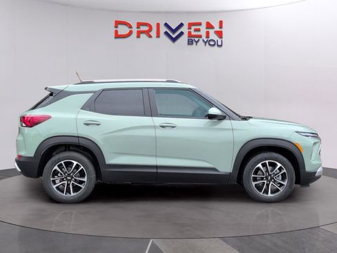 New 2026 Chevrolet TrailBlazer LT w/ Convenience Package image 6