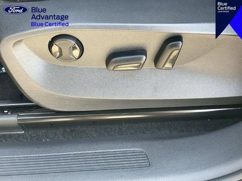 Used 2023 Volkswagen Tiguan SE FWD image 25