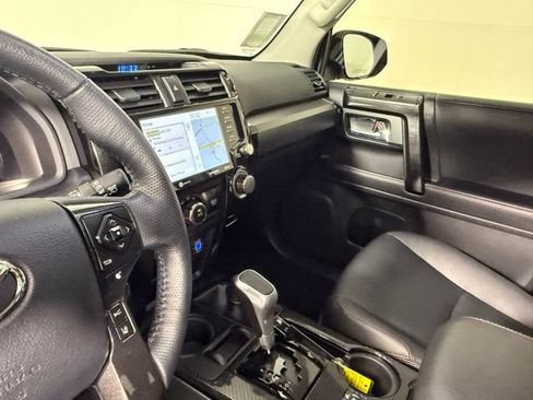 Used 2024 Toyota 4Runner TRD Off-Road Premium w/ Moonroof Package AWD/4WD image 30