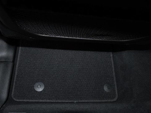 Used 2022 Jeep Grand Cherokee L Summit w/ Advanced Protech Group IV image 18