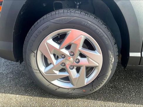 New 2026 Hyundai Kona SE image 11