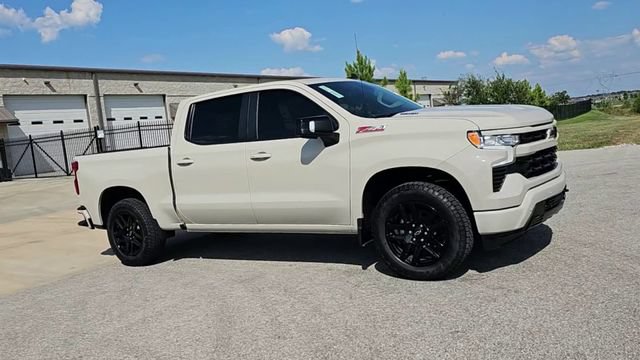 New 2026 Chevrolet Silverado 1500 RST w/ Safety Package AWD/4WD image 2
