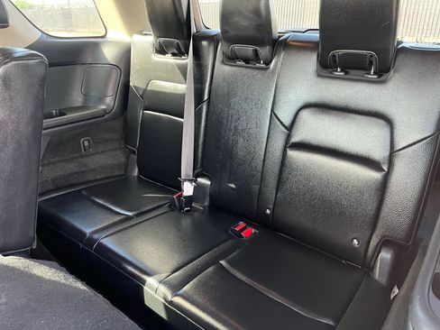Used 2023 Nissan Pathfinder SL AWD/4WD image 24