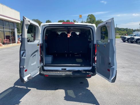 Used 2016 Ford Transit 350 XLT RWD image 30