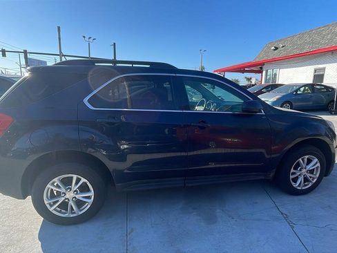 Used 2017 Chevrolet Equinox LT w/ Convenience Package AWD/4WD image 6