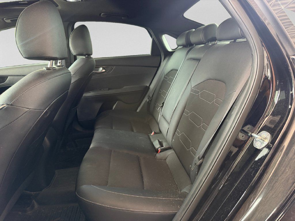 Used 2023 Kia Forte GT-Line w/ GT-Line Premium Package FWD image 26
