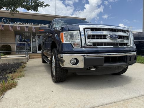 Used 2014 Ford F150 XLT w/ Equipment Group 302A Luxury AWD/4WD image 9