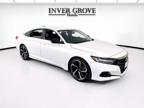 Used 2022 Honda Accord Sport image 3