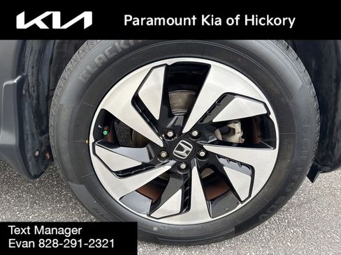 Used 2016 Honda CR-V Touring image 9