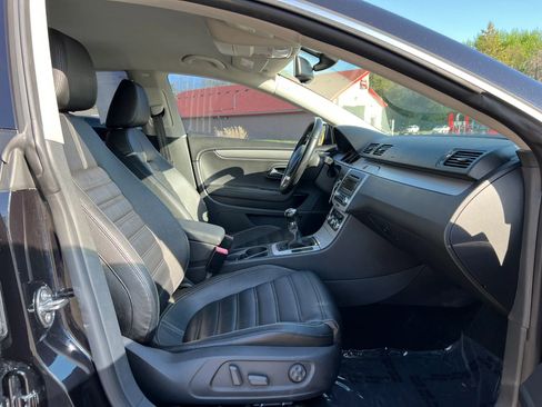 Used 2009 Volkswagen CC Sport FWD image 22