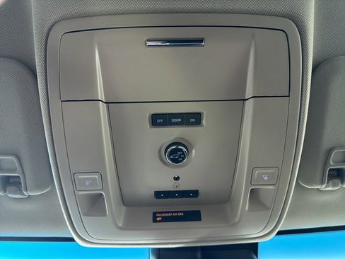 Used 2017 Chevrolet Tahoe LT w/ LT Signature Package image 30