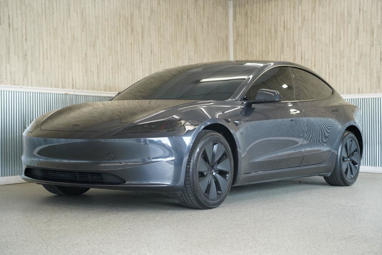 Used 2024 Tesla Model 3 Long Range RWD image 4