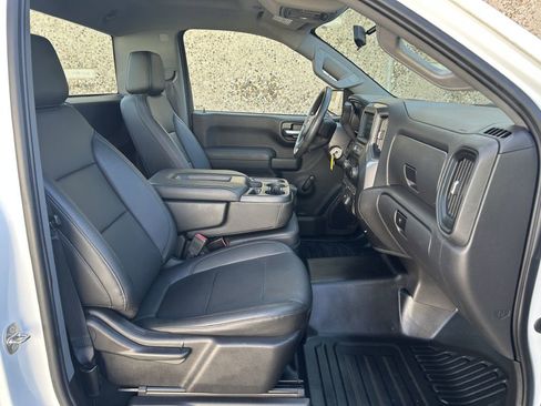 Used 2019 Chevrolet Silverado 1500 W/T RWD image 9