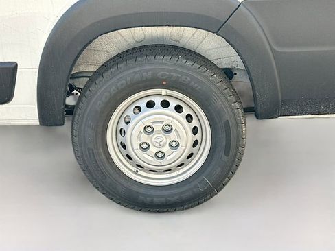 New 2024 RAM ProMaster 3500 w/ Delivery Van Package image 17