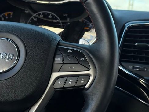 Used 2019 Jeep Grand Cherokee Trailhawk w/ Trailhawk Luxury Group image 11