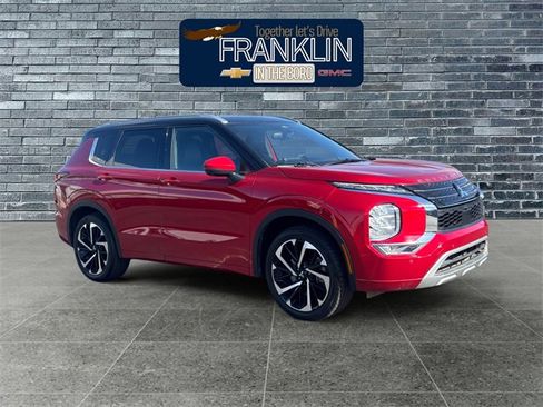 Used 2023 Mitsubishi Outlander SEL image 7