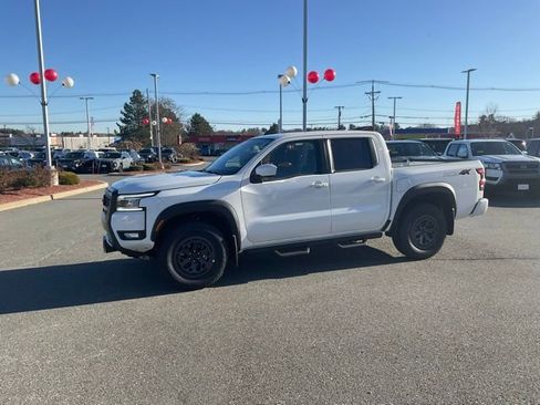 New 2025 Nissan Frontier PRO-4X AWD/4WD image 3