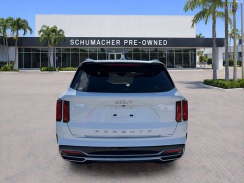 Used 2022 Kia Sorento SX FWD image 6
